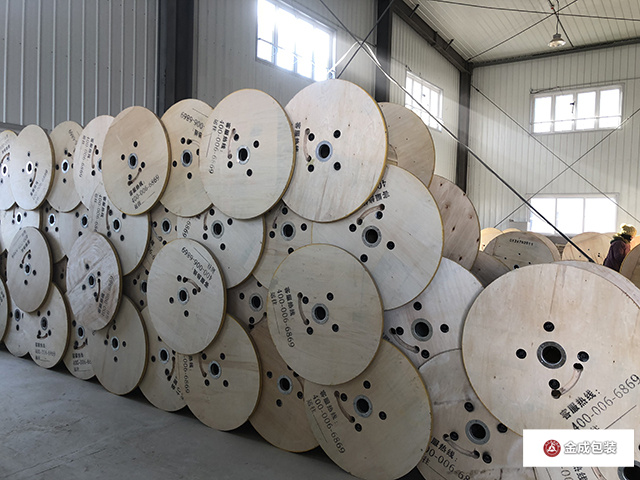 膠合闆光纜(lǎn)盤4